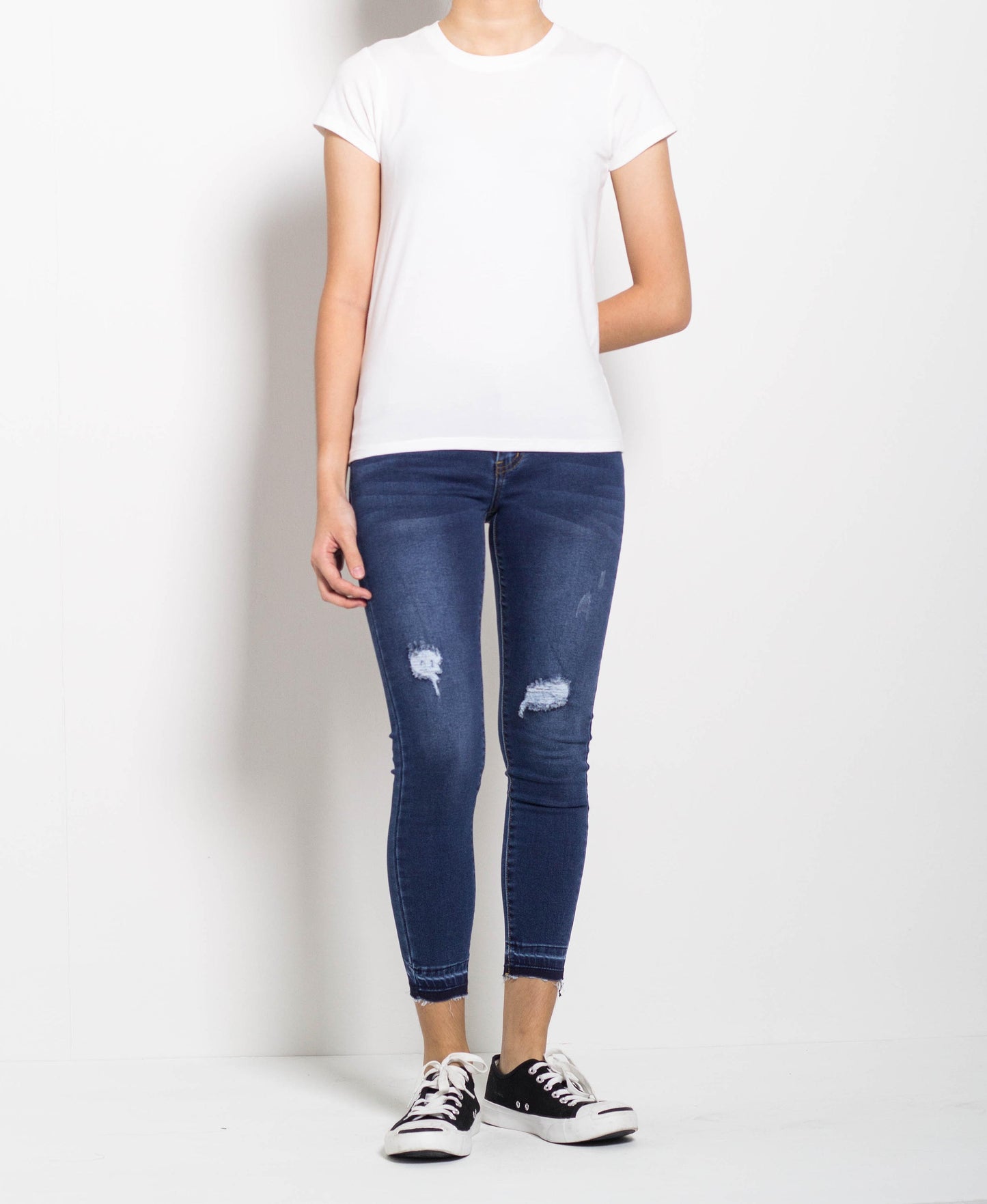 Women Short Sleeve Basic Tee - White - FOW706