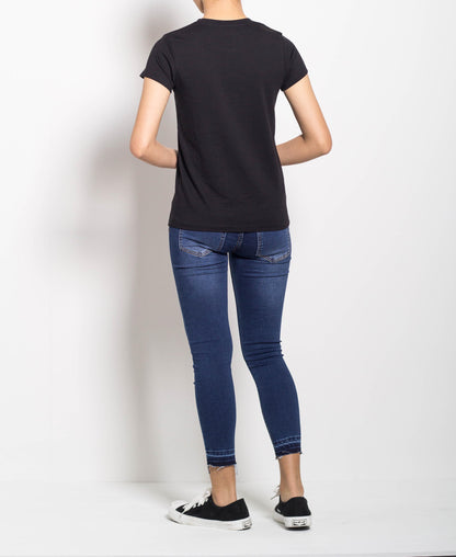 Women Short-Sleeve Basic Tee - Black - F0W708