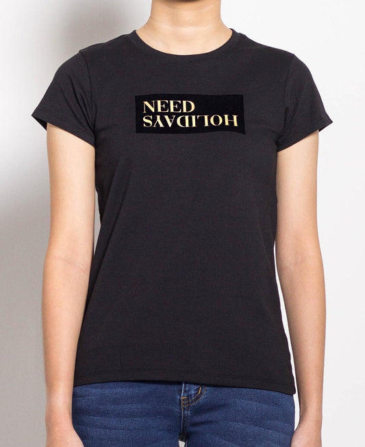 Women Short-Sleeve Graphic Tee - Black - F0W700