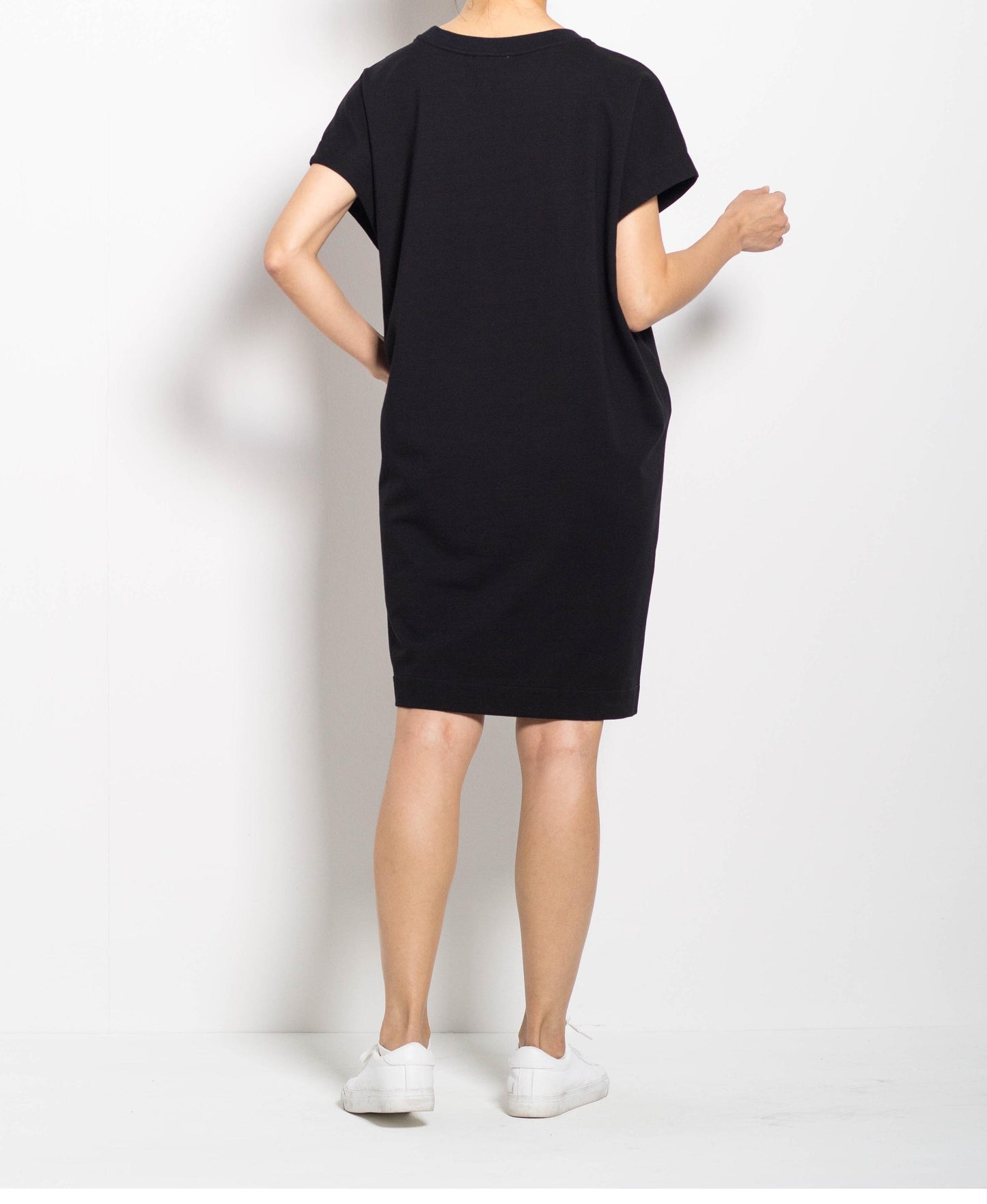 Women Short-Sleeve Dress - Black - F0W821