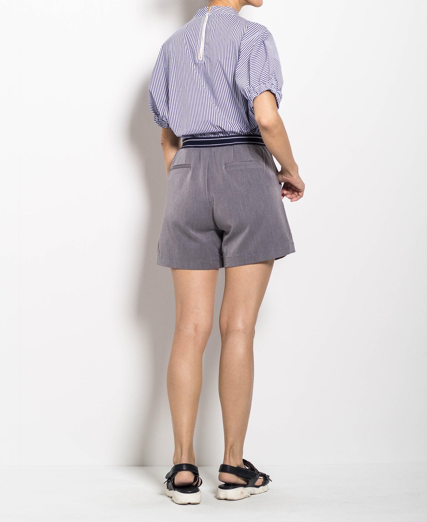 Women Short Pants - Dark Grey - H0W741