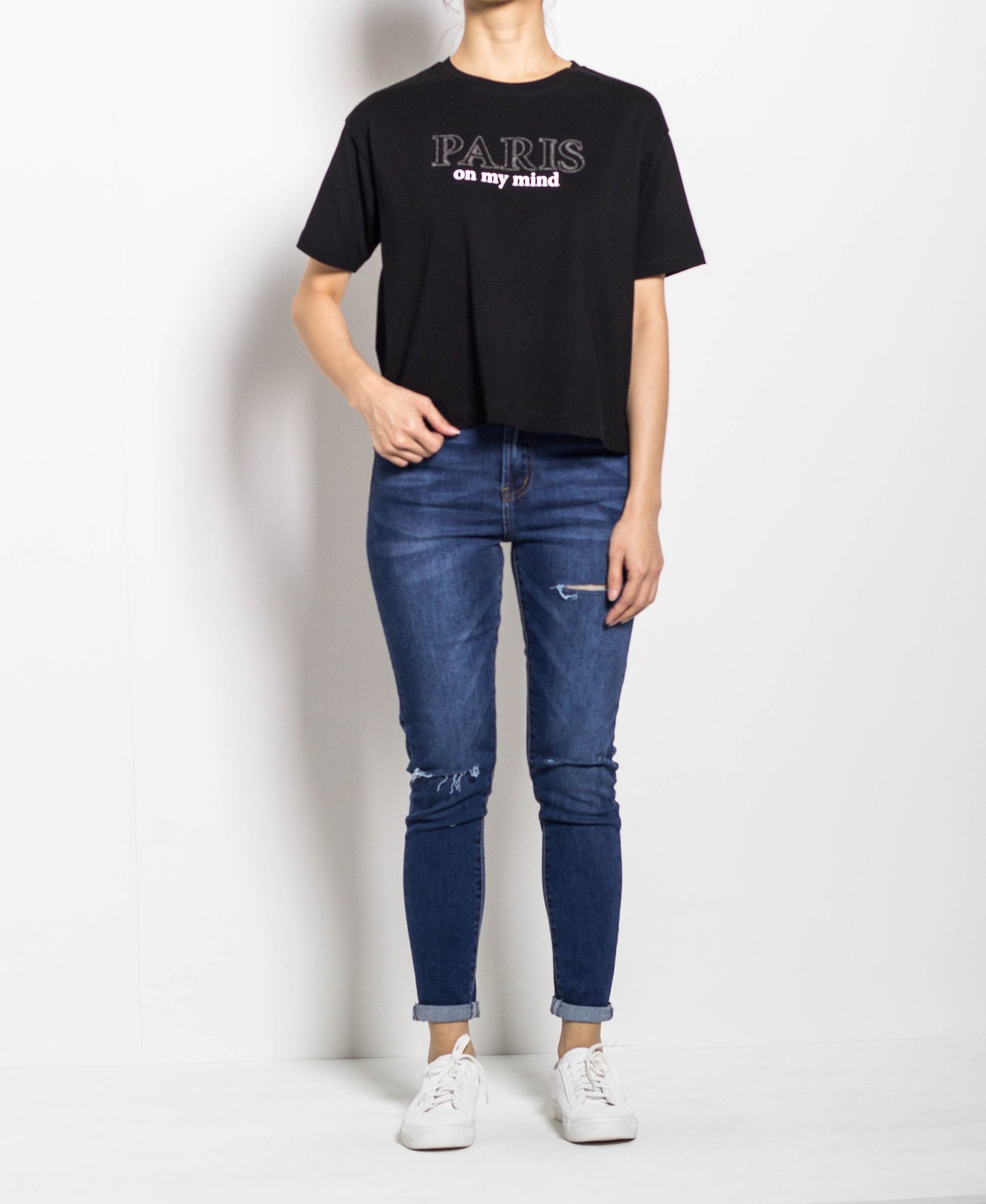 Women Short Sleeve Tee With Rhinestone - Black - H0W783