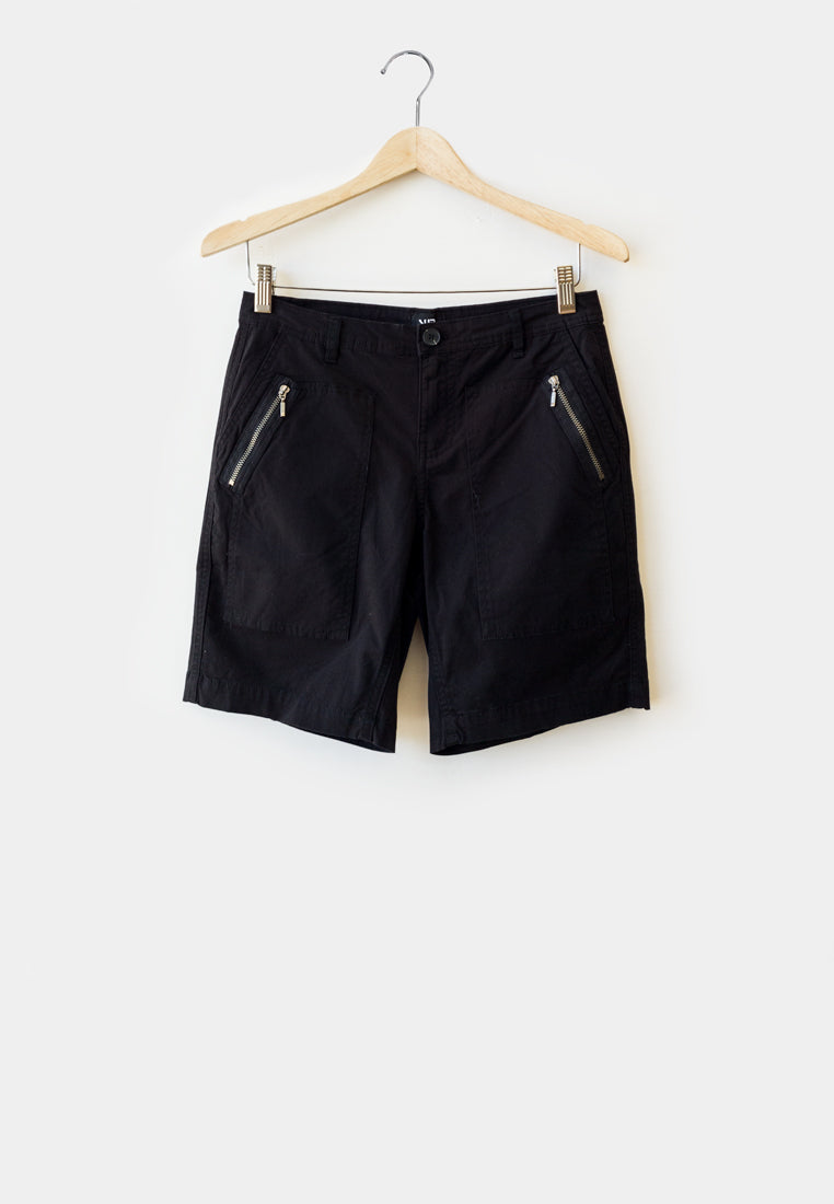 Women Short Pants - Black - F9W216