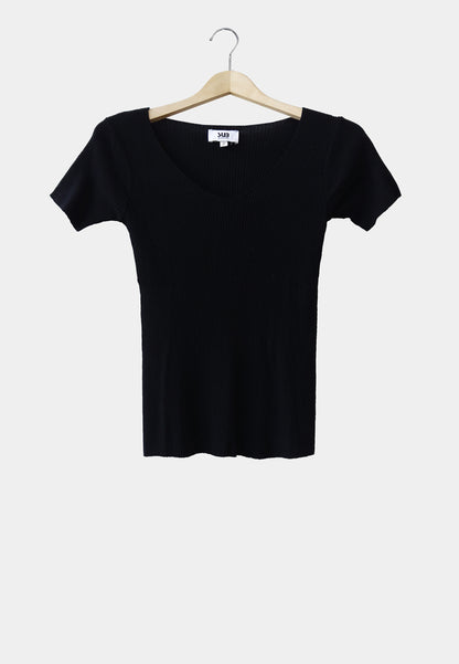 Women Short-Sleeve Knit Top - Black - H1W243