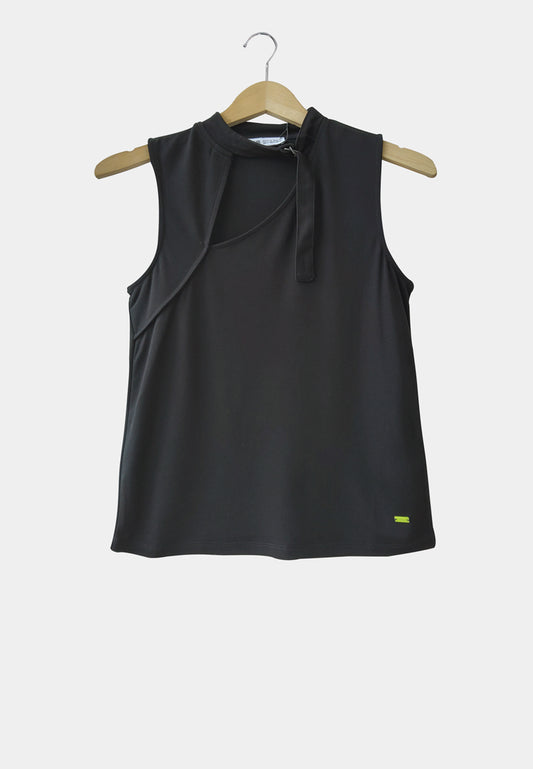 Women Sleeveless Blouse - Black - H1W199