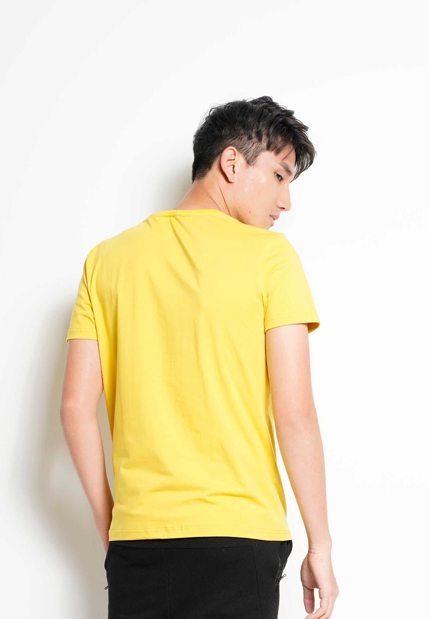 Men Short-Sleeve Basic Round Tee - Yellow - H0M748