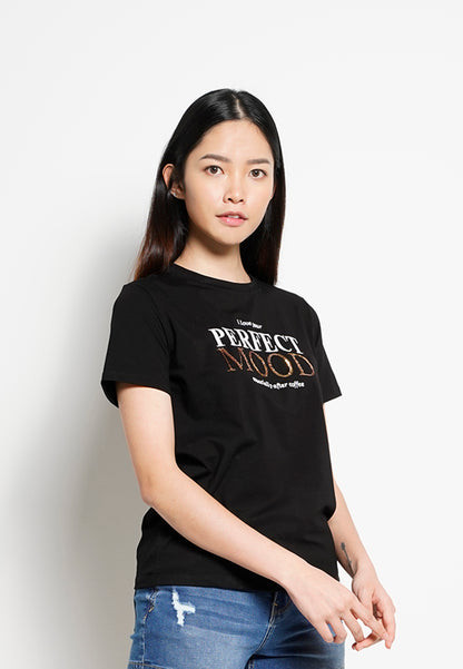 Women Short-Sleeve Graphic Tee - Black - H0W795