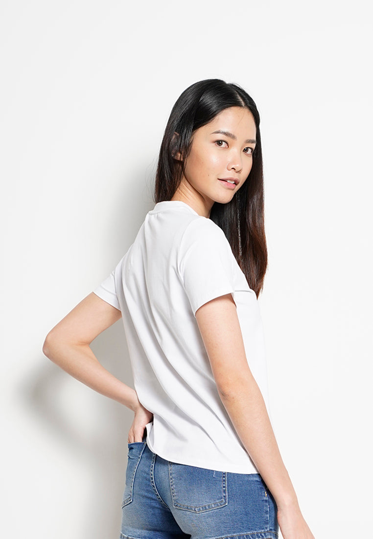 Women Short Sleeve Graphic Tee - White - H0W796