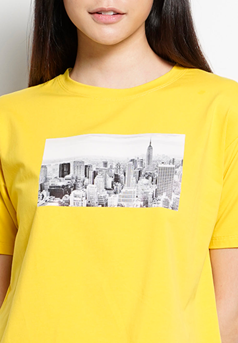 Women Short-Sleeve Fashion Tee - Yellow - H0W912