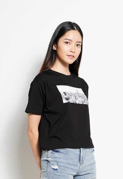 Women Short-Sleeve Fashion Tee - Black - H0W913