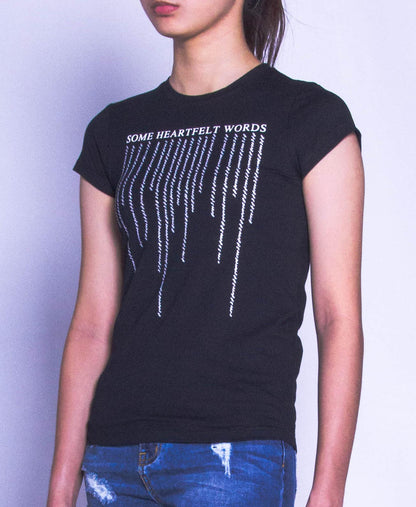 Women Short Sleeve Graphic Tee - Black - H9W387