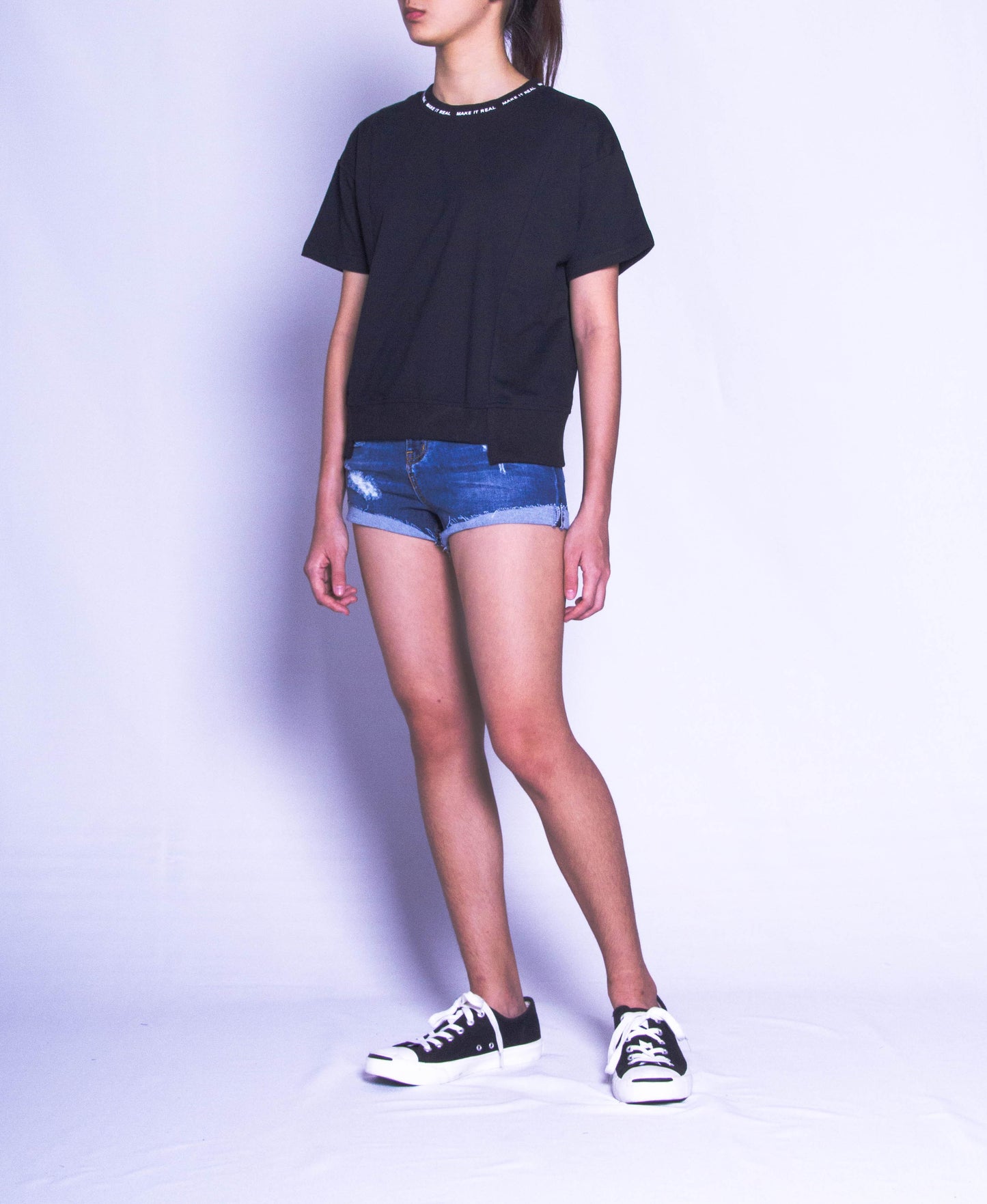 Women Short Sleeve Tee - Black - H9W436