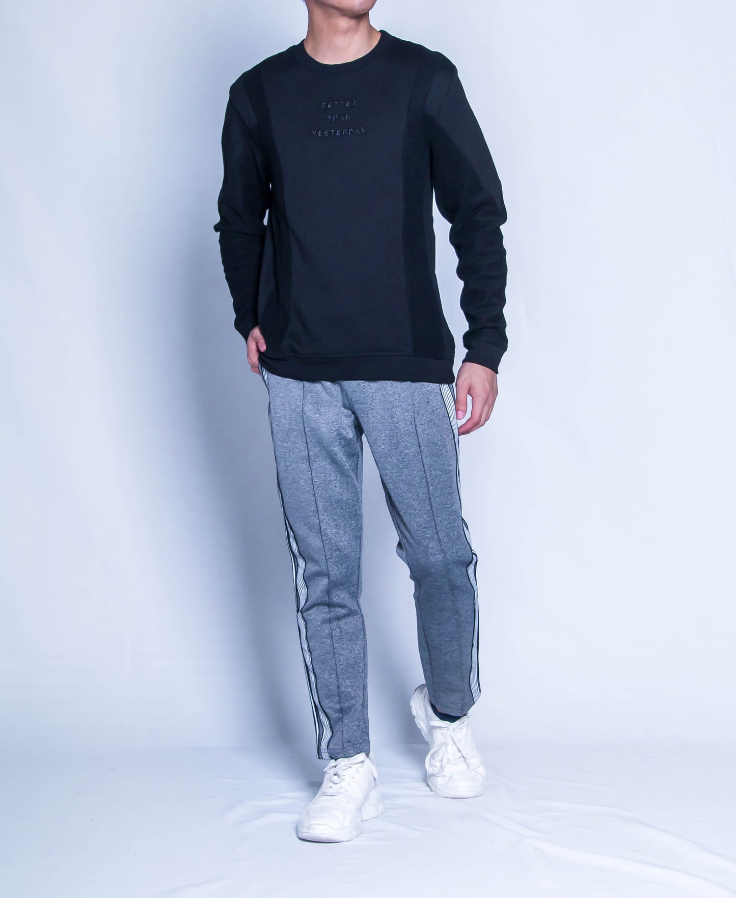 Men Oversized Sweatshirt - Black - H9M331