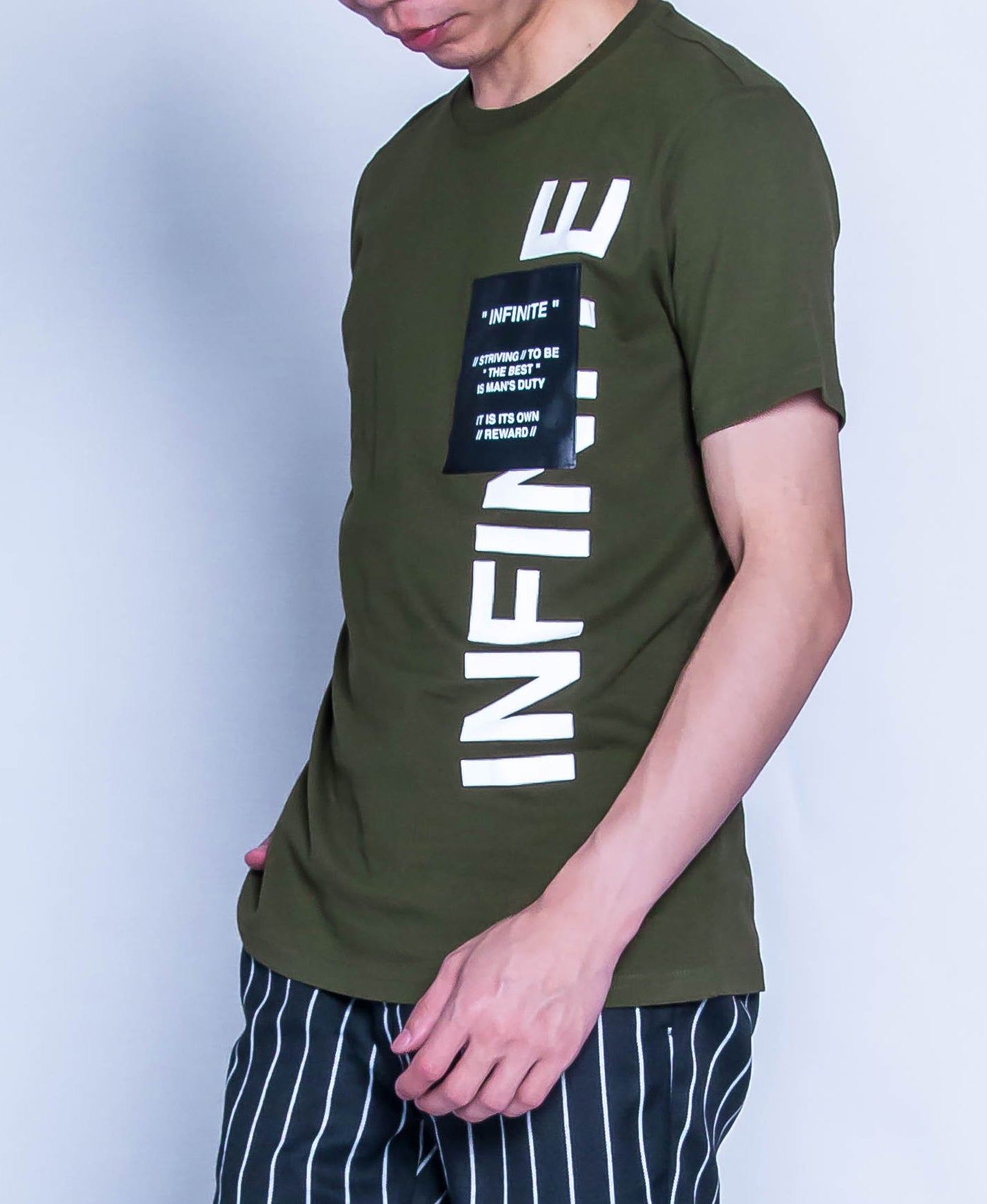 Men Graphic Tee - Dark Green - H9M352