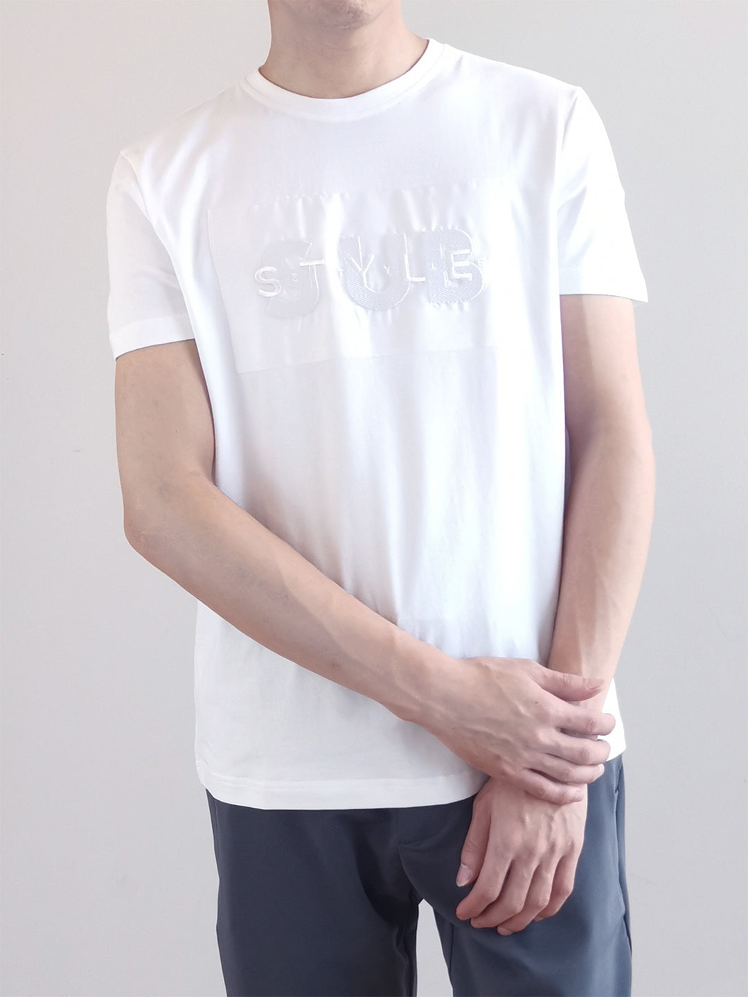 Men Graphic Tee - White - M0M492