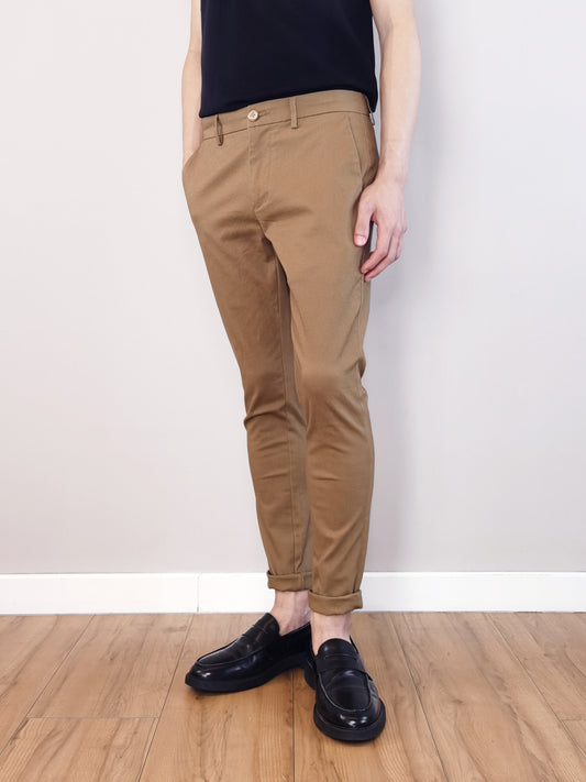 Men Slim Fit Chinos - Khaki - M0M414