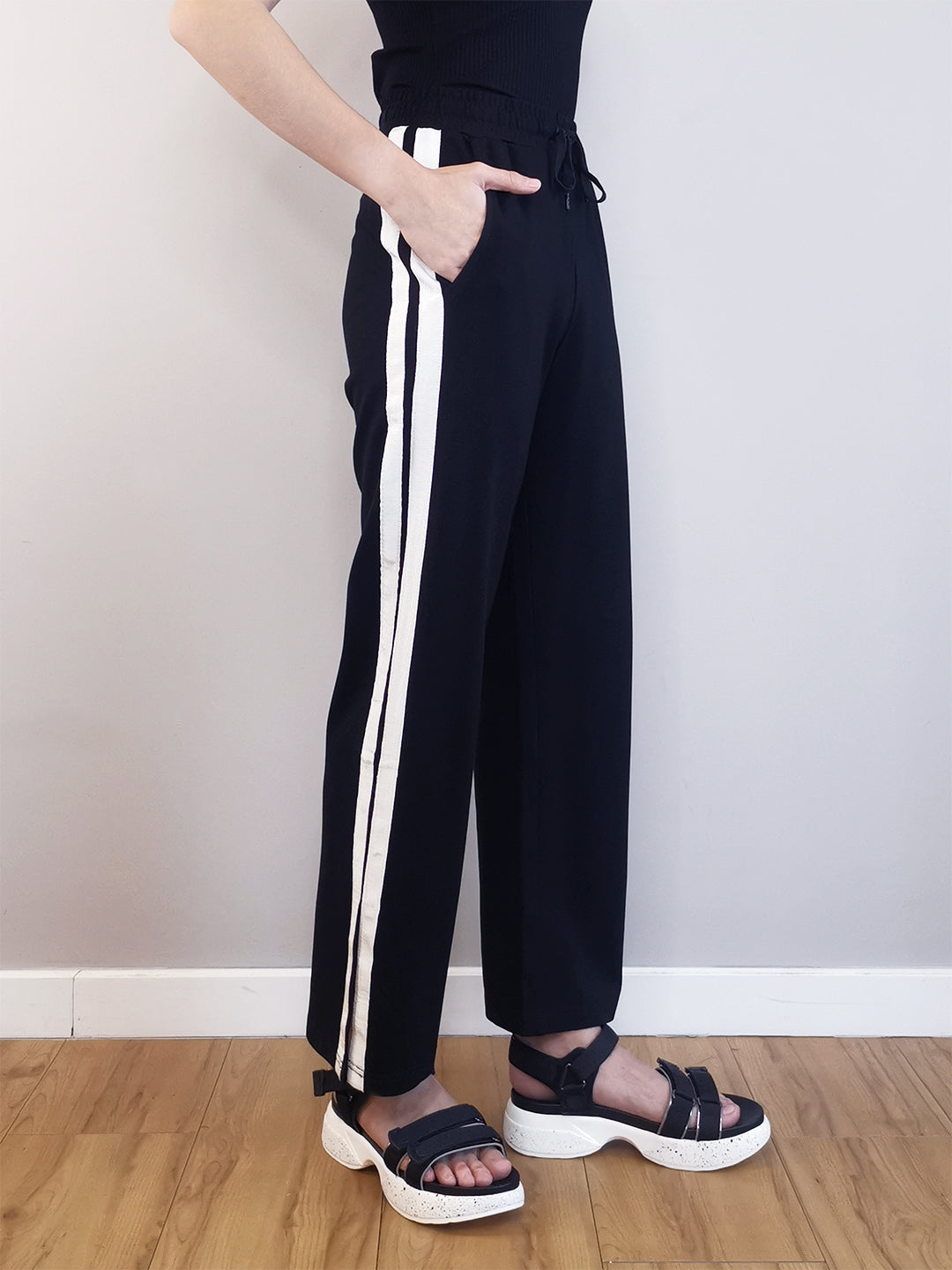 Women Knit Long Jogger - Black - M0W568