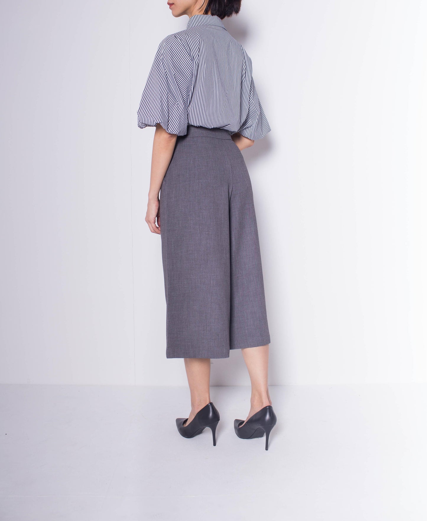 Women Cropped Culottes Pants - Dark Grey - H0W923