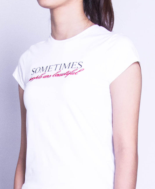 Women Short Sleeve Graphic Tee - White - F9W194