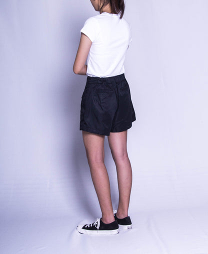 Women Short Pants - Black - F9W065