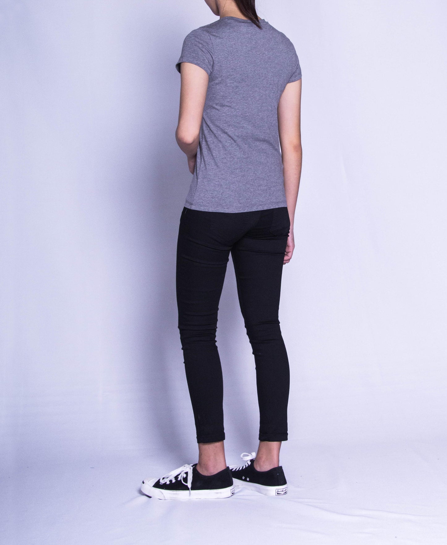 Women Short Sleeve Graphic Tee - Grey - F9W213