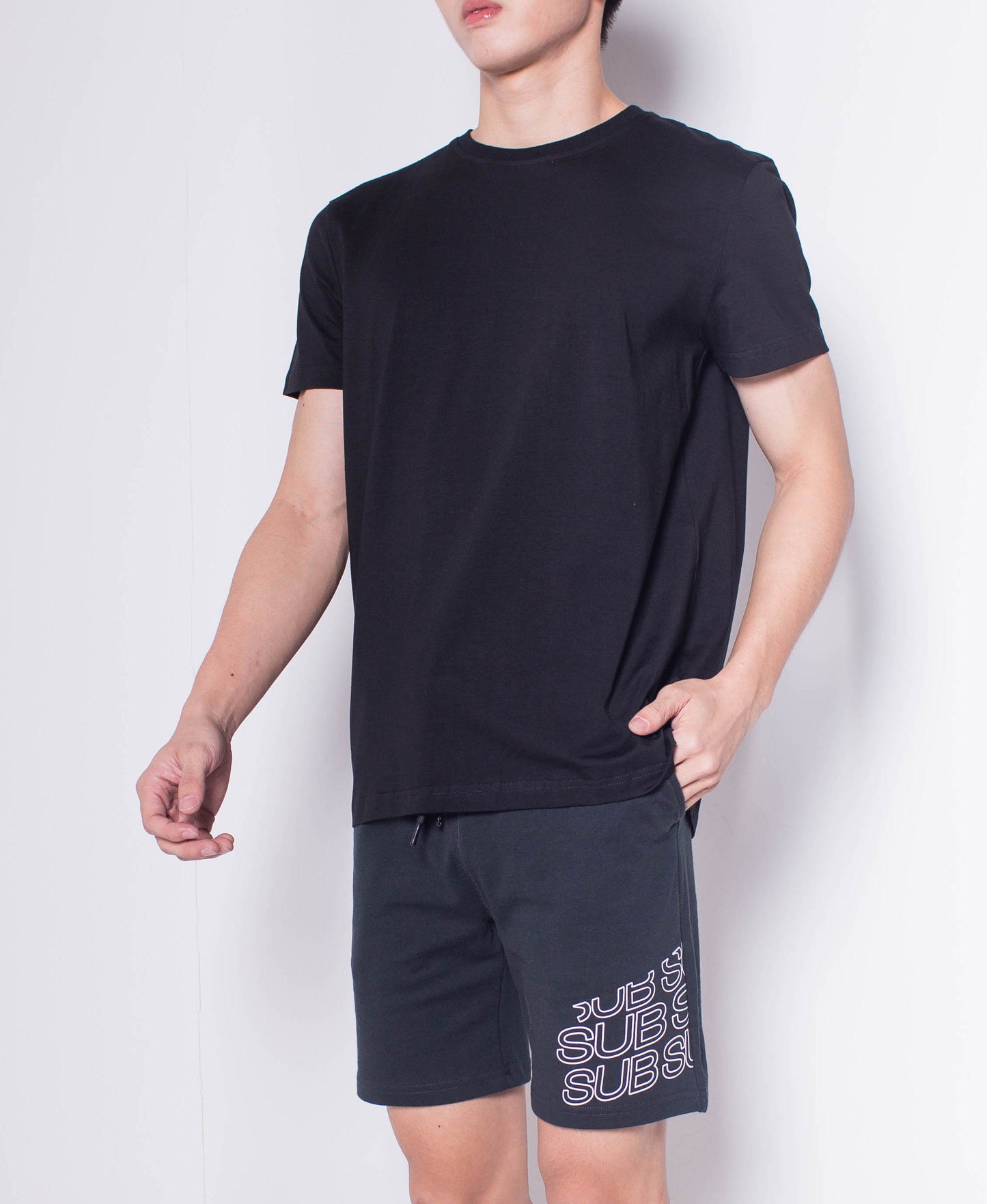 Men Short Sleeve Basic Round Tee - Black - H0M932